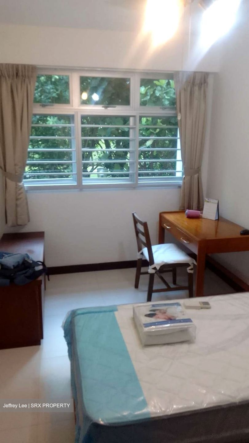Upper Serangoon Crescent (Hougang),  #594213541
